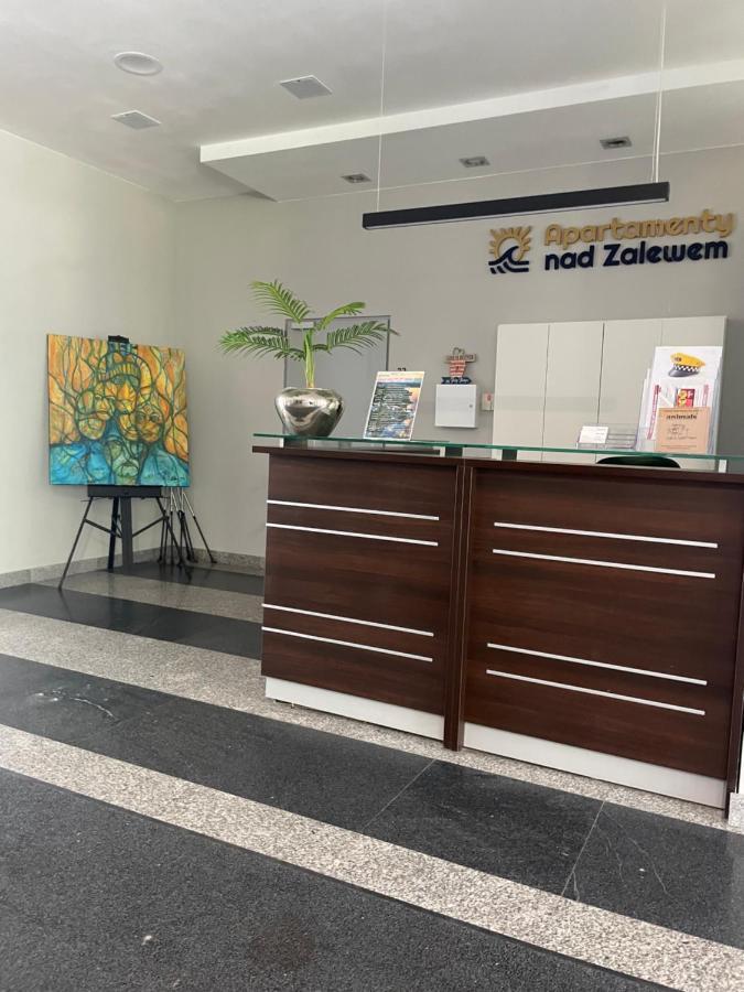 Navy Blue Z Tarasem Apartment